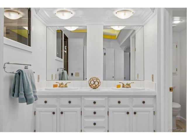 4070 Field Dr, Wheat Ridge, CO 80033