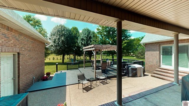 1087 Poor Farm Road, Murray, KY 42071