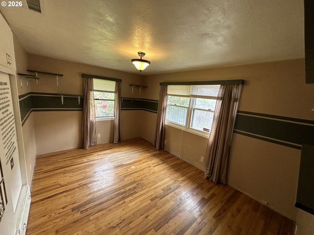 2249 ARTHUR Dr, Reedsport, OR 97467