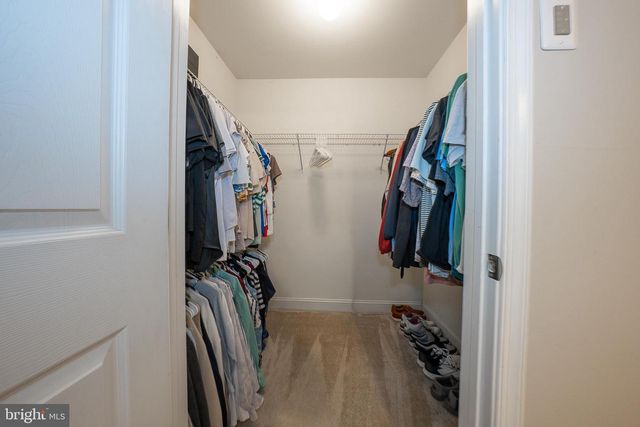 409 FORT HILL CIR, Fort Washington, PA 19034