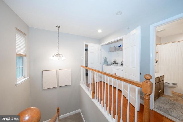 409 FORT HILL CIR, Fort Washington, PA 19034