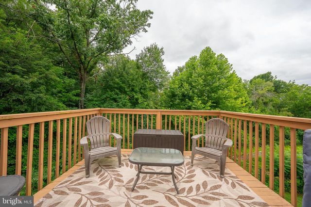 409 FORT HILL CIR, Fort Washington, PA 19034