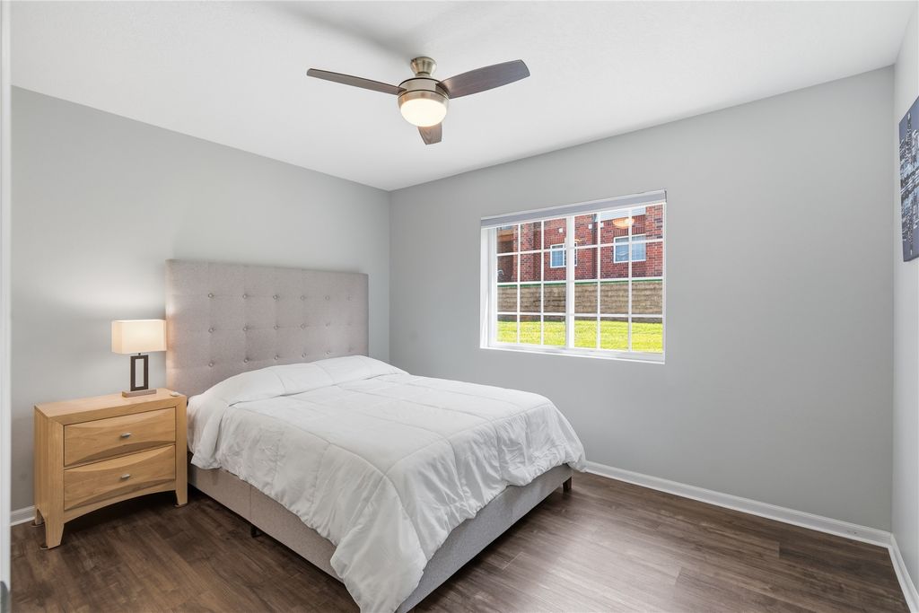 Image 9 of property listing at 6440 Ep True Parkway 1104, West Des Moines, IA 50266