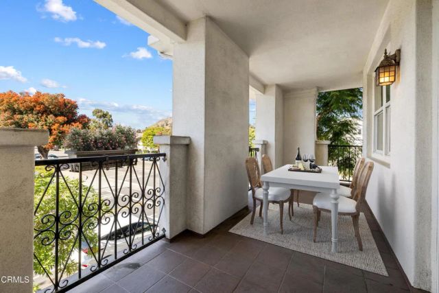 104 W Santa Clara Street, Ventura, CA 93001