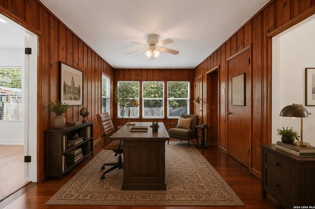 2410 W Mistletoe, San Antonio, TX 78228