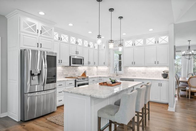 234 Davis Ln, Erin, TN 37061