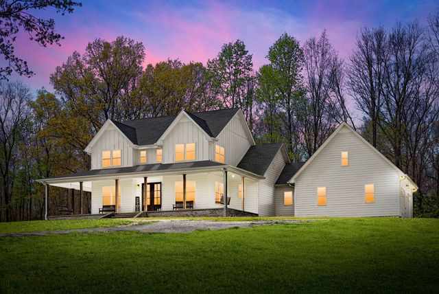 234 Davis Ln, Erin, TN 37061