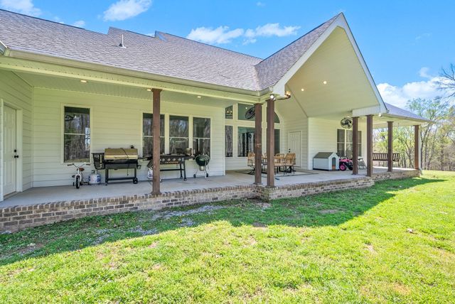 234 Davis Ln, Erin, TN 37061