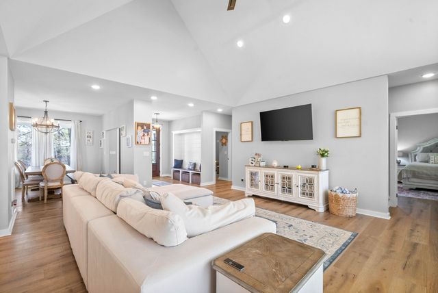 234 Davis Ln, Erin, TN 37061