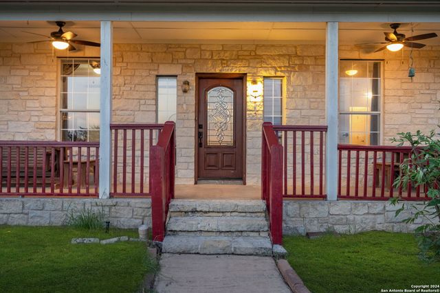 108 MOUNTAIN VW, Boerne, TX 78006