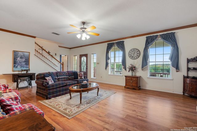 108 MOUNTAIN VW, Boerne, TX 78006