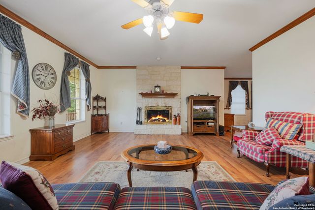 108 MOUNTAIN VW, Boerne, TX 78006
