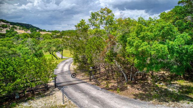 108 MOUNTAIN VW, Boerne, TX 78006