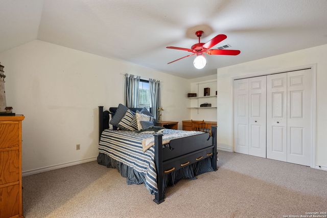 108 MOUNTAIN VW, Boerne, TX 78006