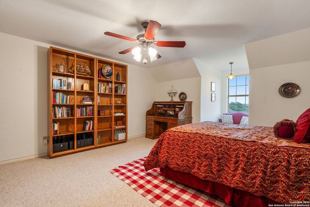 108 MOUNTAIN VW, Boerne, TX 78006