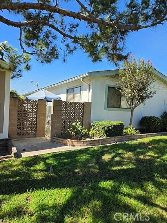 752 Terrace Lake Drive 321, Brea, CA 92821 — exterior