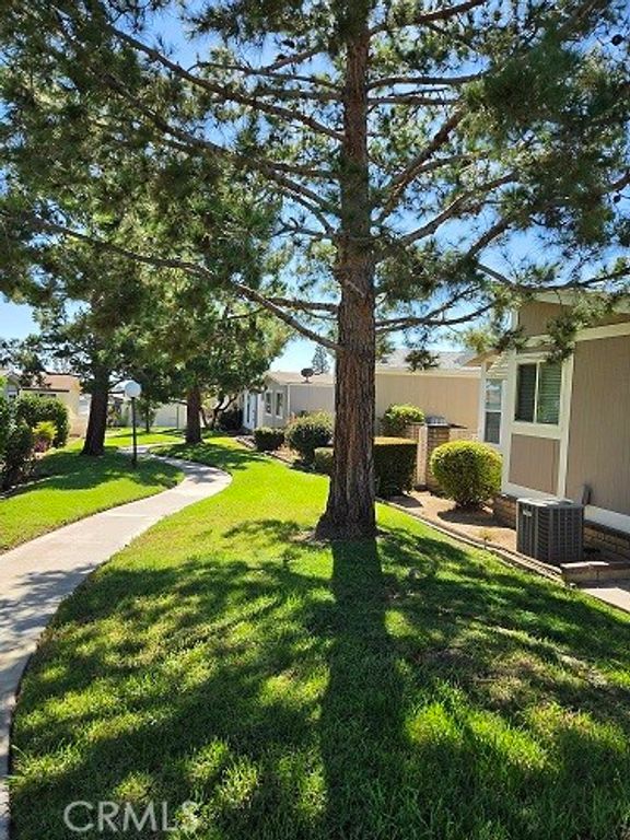 752 Terrace Lake Drive 321, Brea, CA 92821 — photo 2