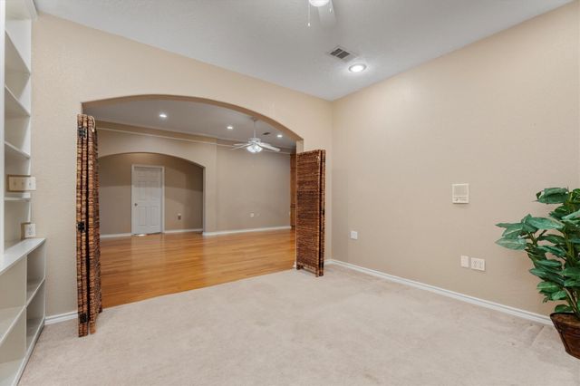 10205 Fostoria Road, Cleveland, TX 77328