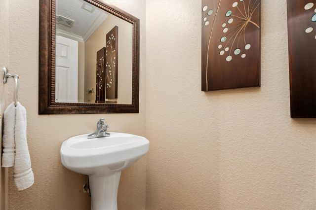 10205 Fostoria Road, Cleveland, TX 77328