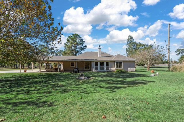 10205 Fostoria Road, Cleveland, TX 77328
