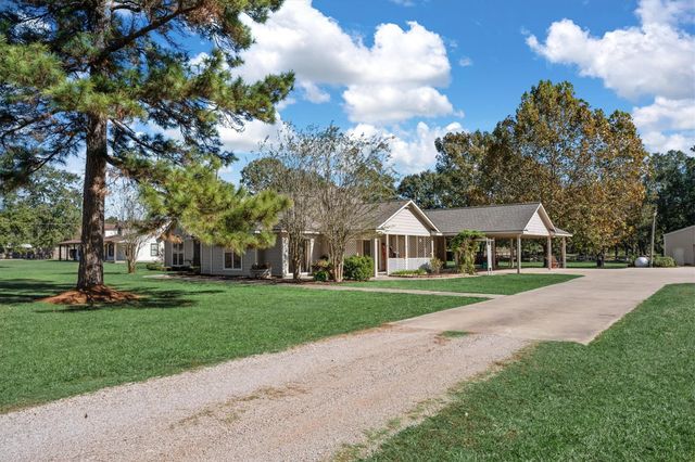 10205 Fostoria Road, Cleveland, TX 77328