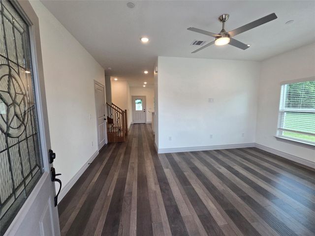 2105 Tiger TRL 703, Round Rock, TX 78664