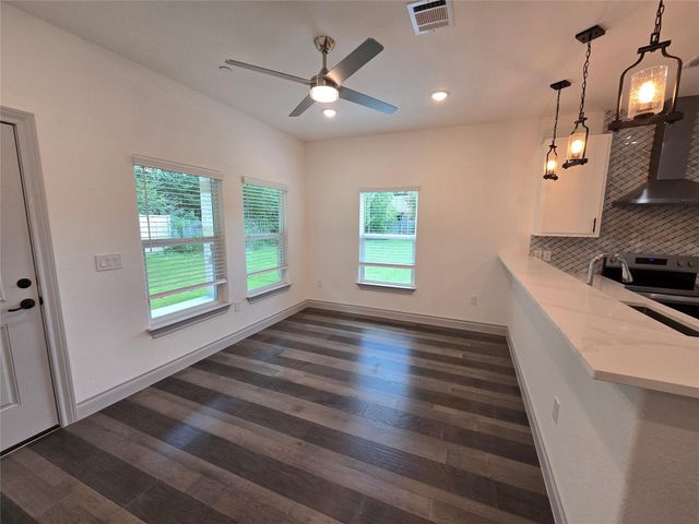 2105 Tiger TRL 703, Round Rock, TX 78664