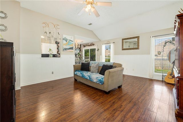 707 Crystal Street, Lowell, AR 72745