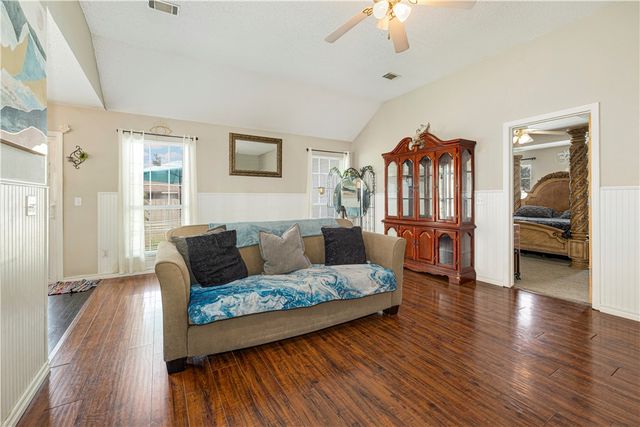 707 Crystal Street, Lowell, AR 72745