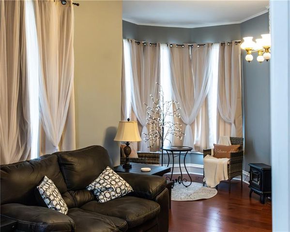 804 N Main Street, Independence, MO 64050