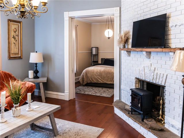 804 N Main Street, Independence, MO 64050