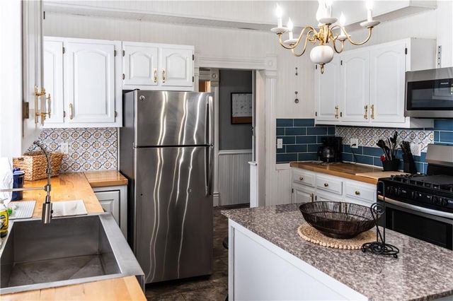 804 N Main Street, Independence, MO 64050