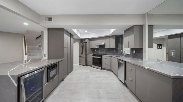 4348 Hazel Avenue Unit B, Palm Beach Gardens, FL 33410