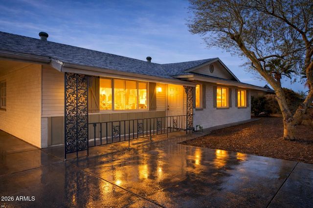 10509 W SNEAD Drive, Sun City, AZ 85351