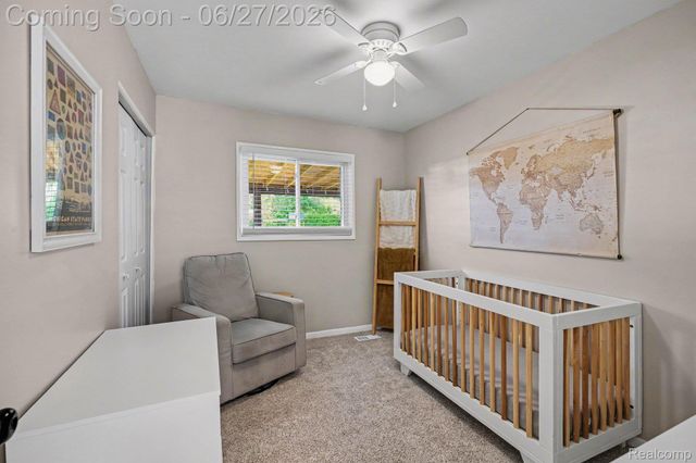 590 Hecht Drive, Madison Heights, MI 48071