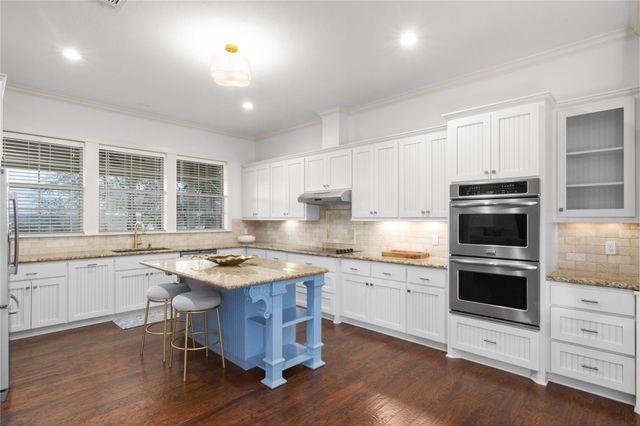 6130 Homeland Lane, Brenham, TX 77833