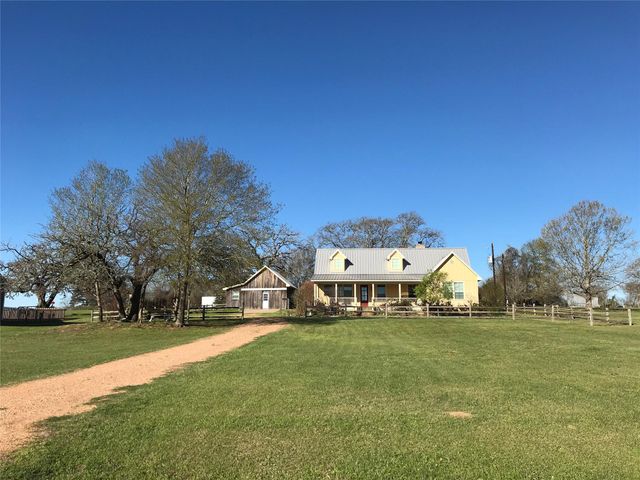6130 Homeland Lane, Brenham, TX 77833