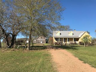 6130 Homeland Lane, Brenham, TX 77833