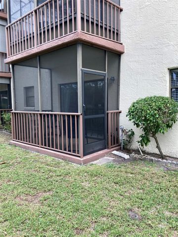 6188 80TH STREET N 105, St Petersburg, FL 33709