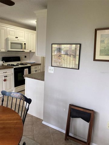 6188 80TH STREET N 105, St Petersburg, FL 33709