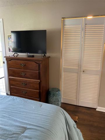 6188 80TH STREET N 105, St Petersburg, FL 33709