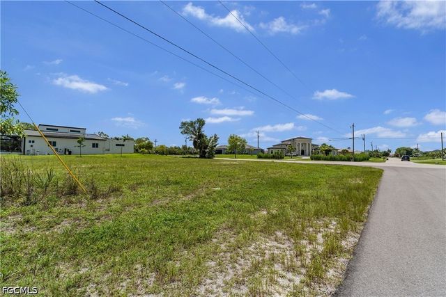 3203 NW 41st AVE, Cape Coral, FL 33993