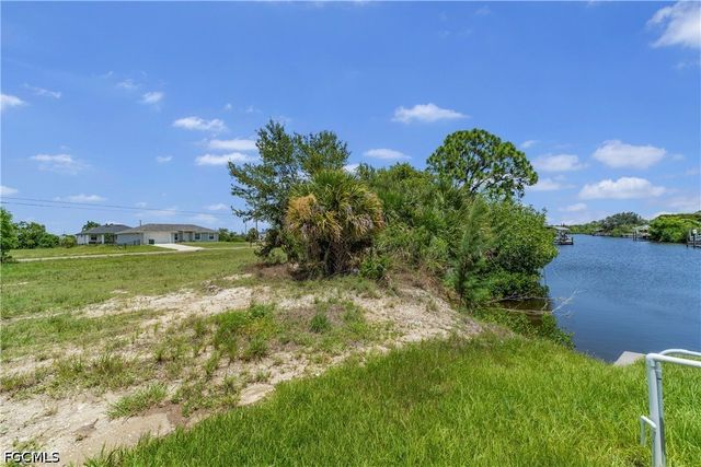 3203 NW 41st AVE, Cape Coral, FL 33993