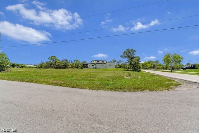 3203 NW 41st AVE, Cape Coral, FL 33993