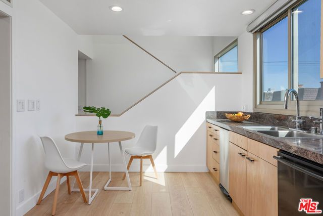4 Jib Street 13, Marina Del Rey, CA 90292