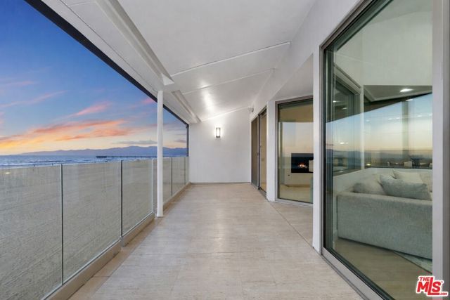 4 Jib Street 13, Marina Del Rey, CA 90292