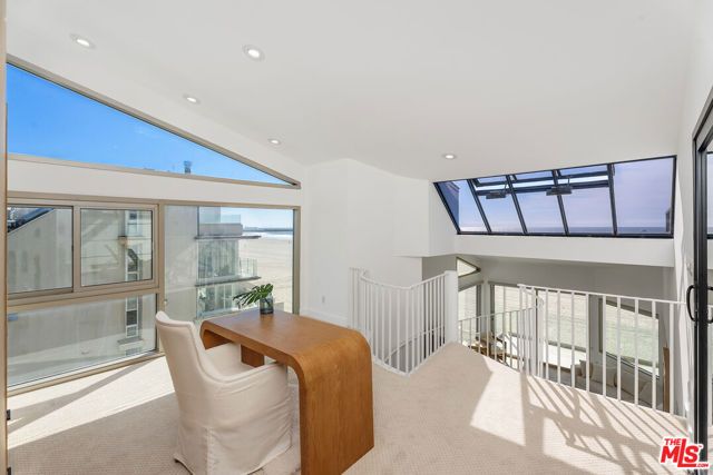 4 Jib Street 13, Marina Del Rey, CA 90292
