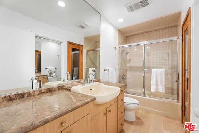 4 Jib Street 13, Marina Del Rey, CA 90292