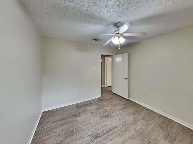 7022 Fox Knoll Lane, Humble, TX 77338