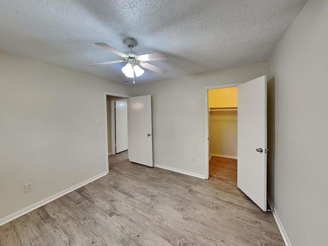 7022 Fox Knoll Lane, Humble, TX 77338